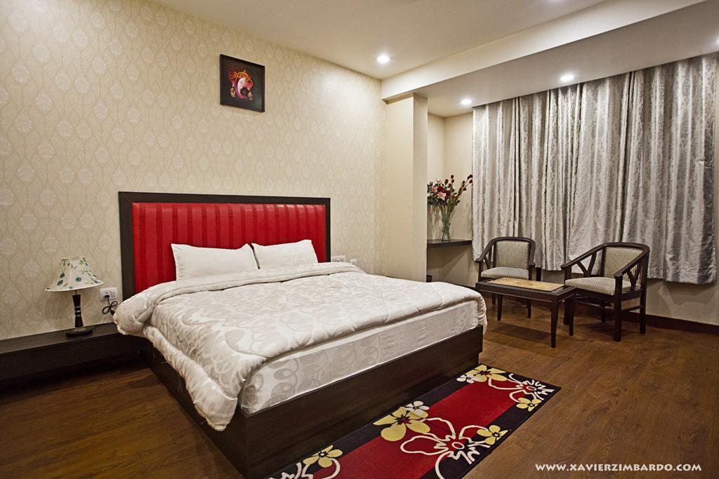Hotel Krishna International Vrindāvan Exterior photo
