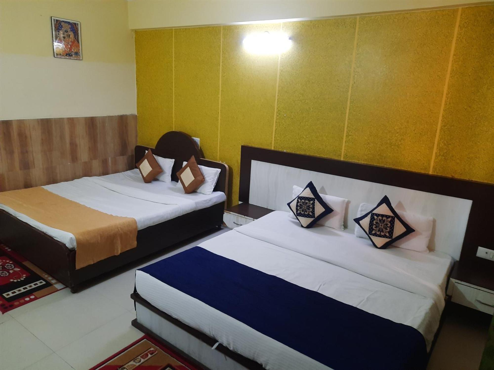 Hotel Krishna International Vrindāvan Exterior photo